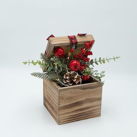 ΞΥΛΙΝΟ ΚΟΥΤΙ ΜΕ ΧΡΙΣΤΟΥΓΕΝΝΙΑΤΙΚΗ ΔΙΑΚΟΣΜΙΣΗ, ΦΩΤΙΖΟΜΕΝΟ, 17.50x26cm